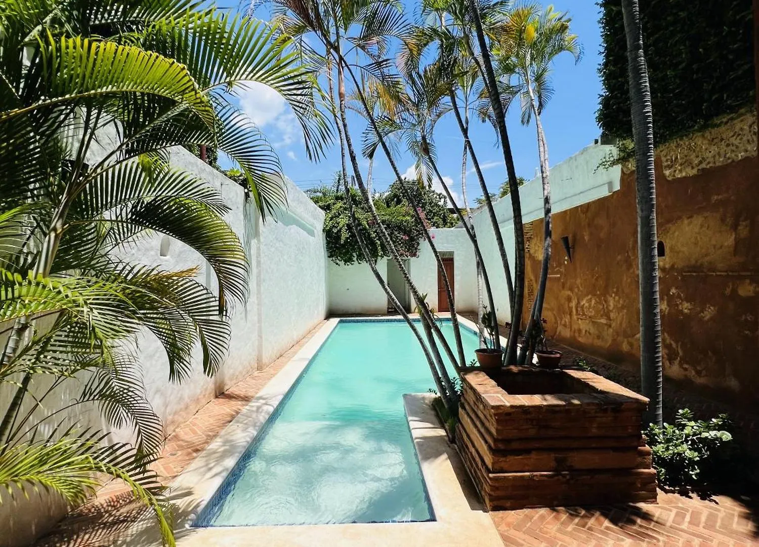 Paseo Colonial - Sanctuary #2 location